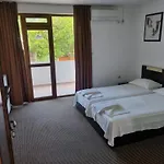 Trakia 4*