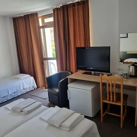 Trakia 4*