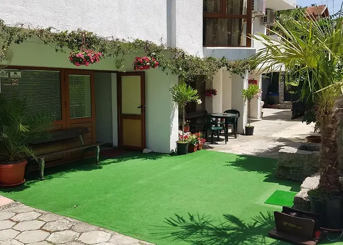 Πανσιόν Trakia 4*