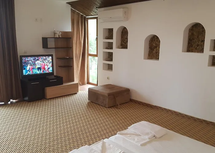 Πανσιόν Trakia 4*